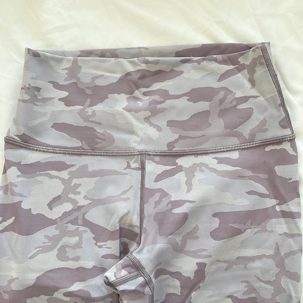 Lululemon Wonder Under HR